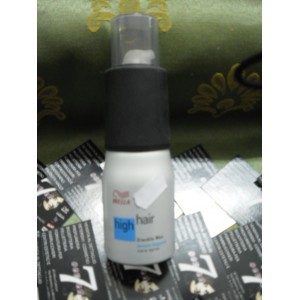 CERA SPRAY TENUTA LEGGERA 150 ML WELLA 